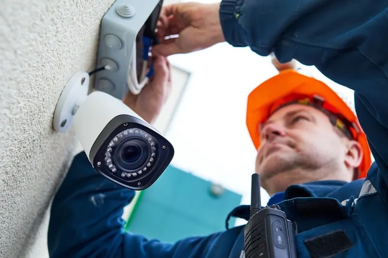 Électriciens à Candiac pour installer camera sécurité